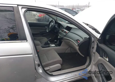 2011 Honda Accord 2.4 Lx-P from USA, damaged, VIN 1HGCP2F44BA066578